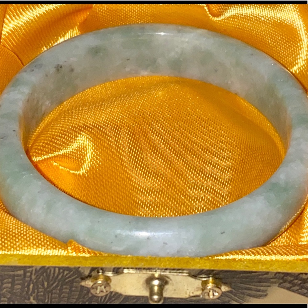 Jade bangle bracelet DO NOT BUY USING OFFER